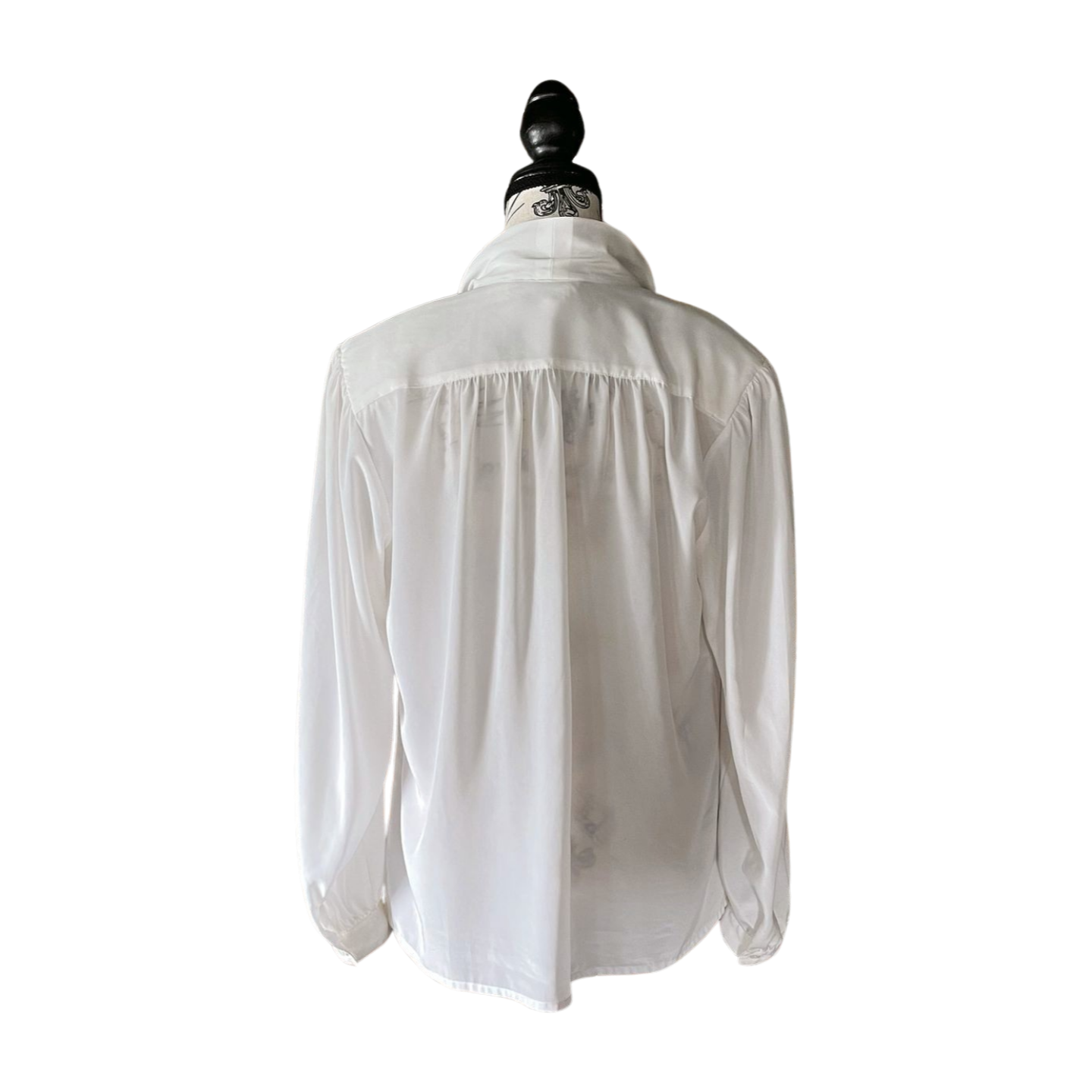 Vintage White Pussybow Blouse — 1980s Romantic Gothic Poet Shirt, L-XL