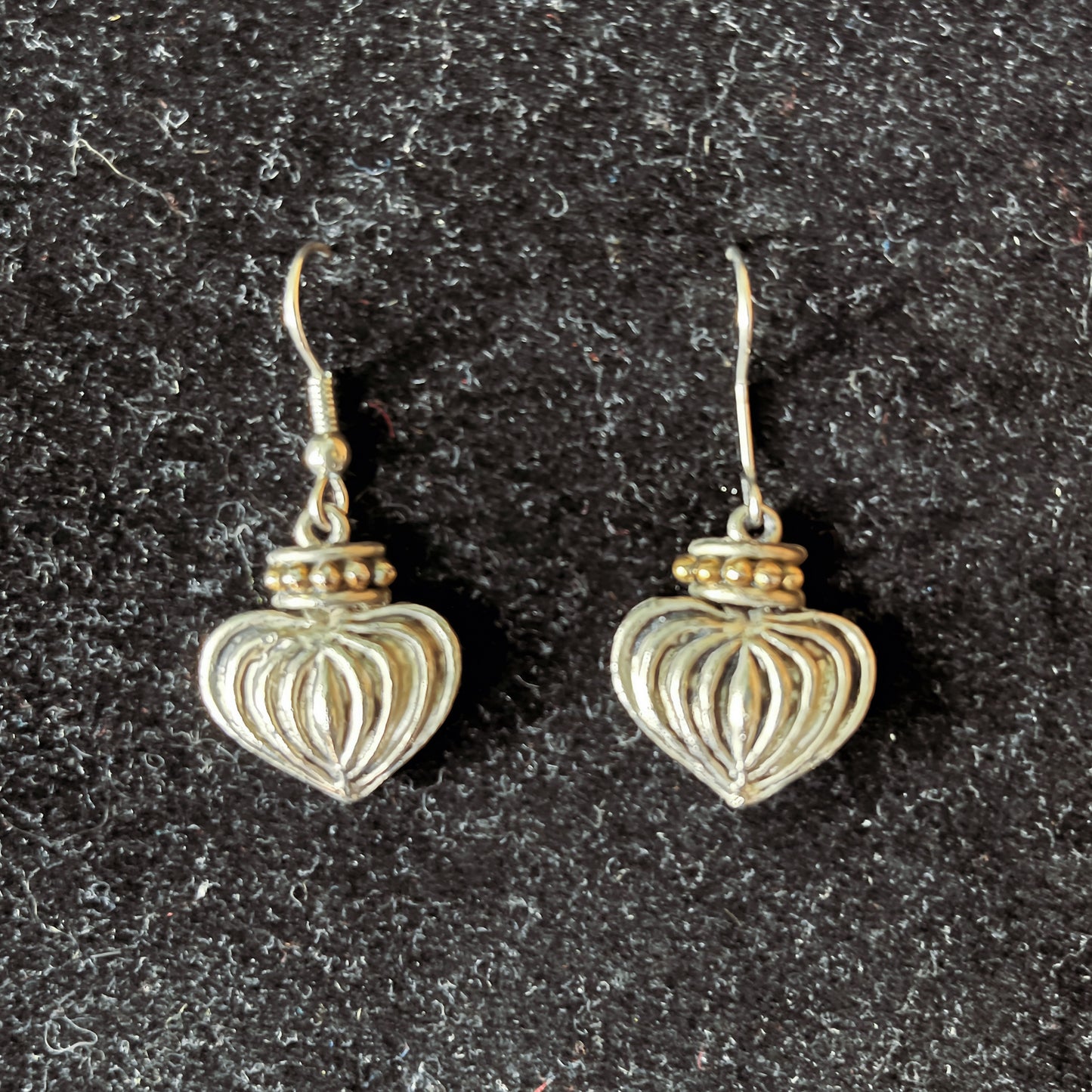 Sanctum Heart Earrings — 1990s Silver Tone — Gothic Relic