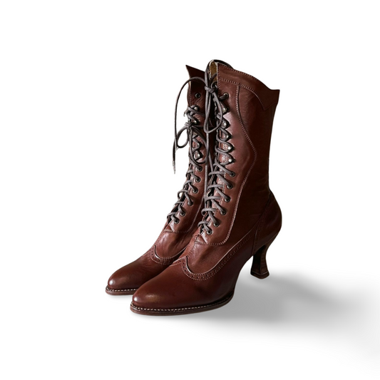 Oak Tree Farms Victorian Lace Boots – Brown Lambskin – Size US 10