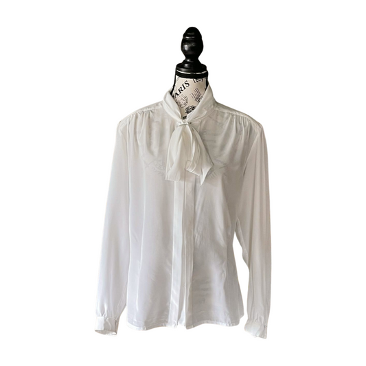 Vintage White Pussybow Blouse — 1980s Romantic Gothic Poet Shirt, L-XL